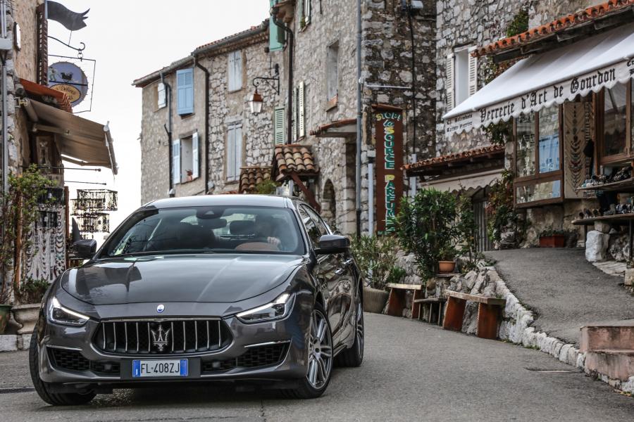  Maserati Ghibli S GranLusso 2017 года  (фото 39 из 45)